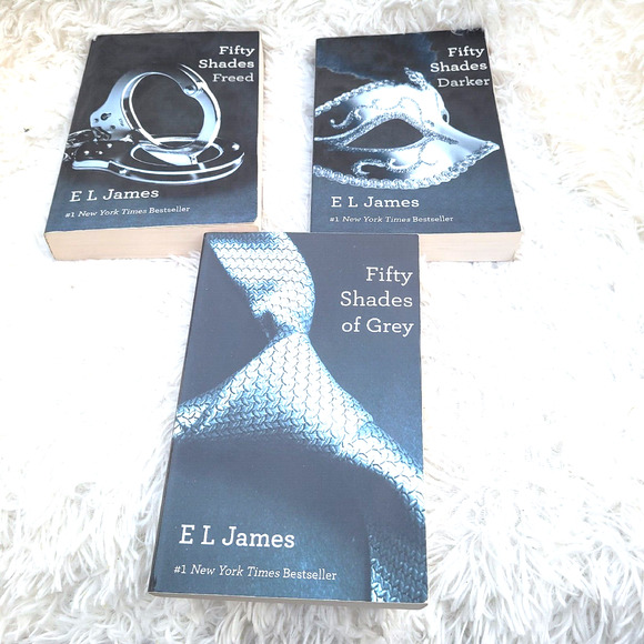 Lot of 3 Fifty Shade Trilogy by E.L. James Complete Book Set Paperback - Picture 2 of 3